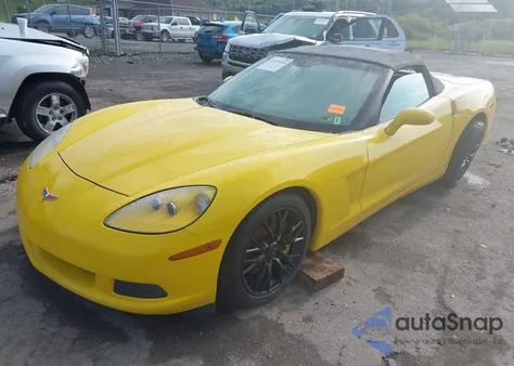 2006 Chevrolet Corvette z USA, uszkodzony, nr VIN 1G1YY36U965104272